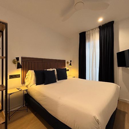 Arenal Suites Bilbao Exterior photo