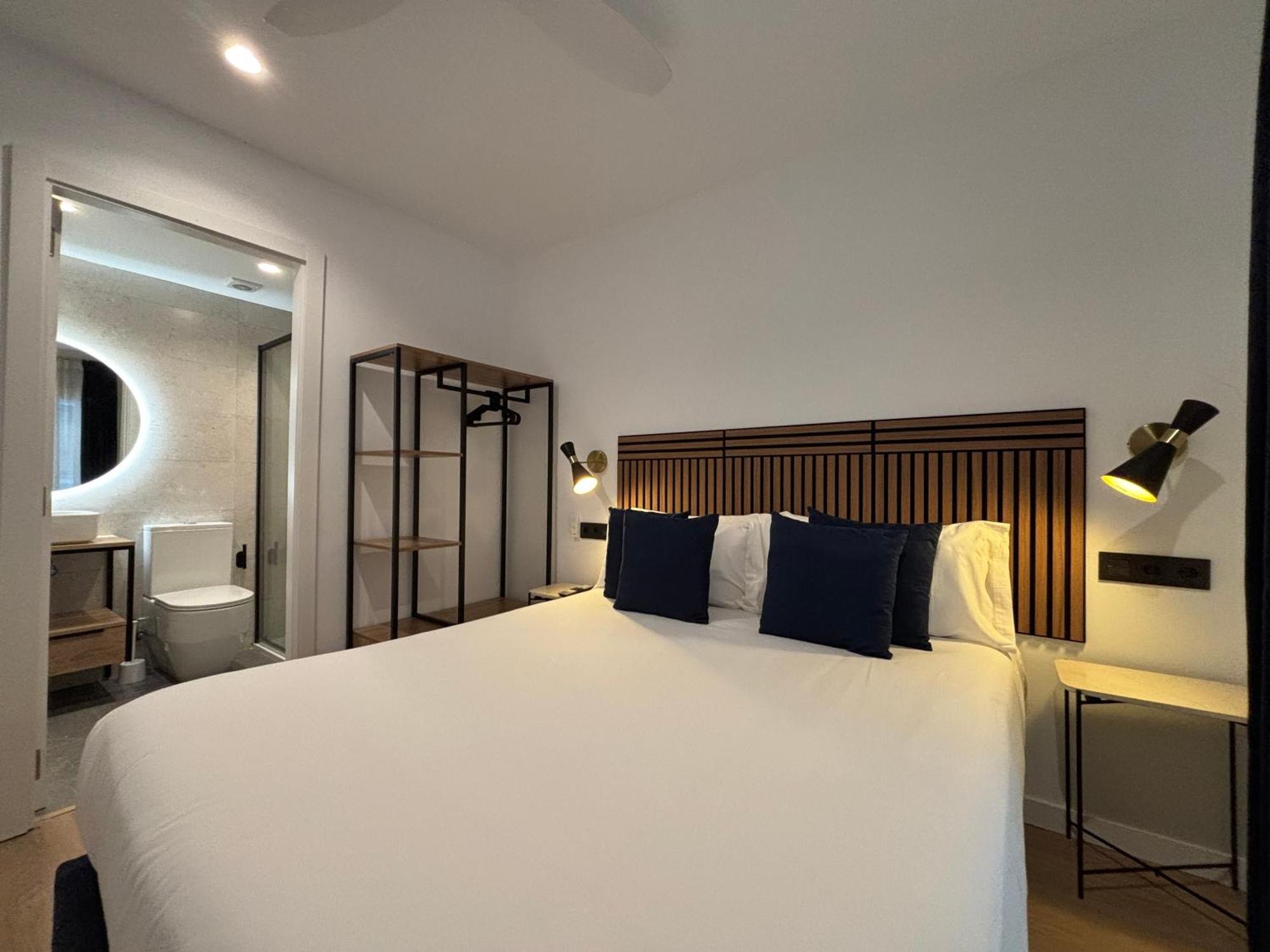 Arenal Suites Bilbao Exterior photo